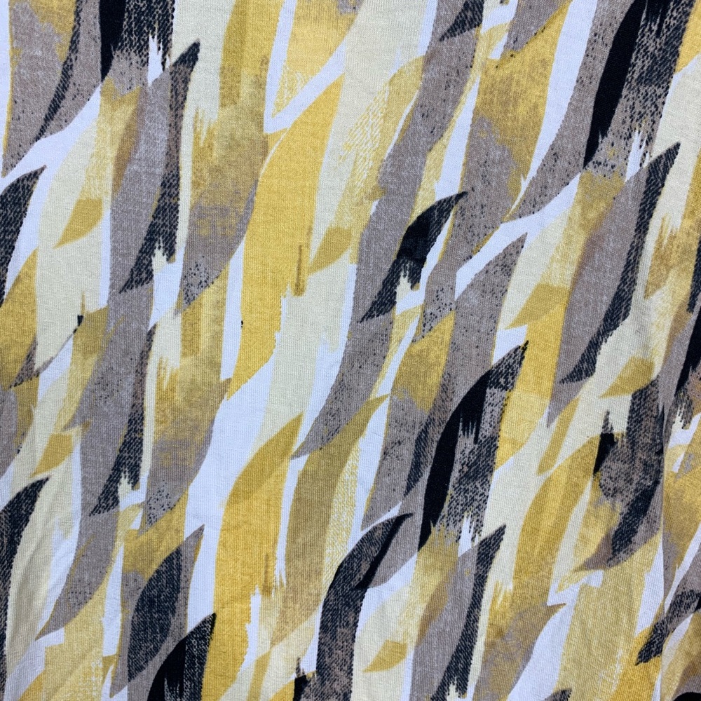 JM Collection • patterned top - Picture 5 of 8